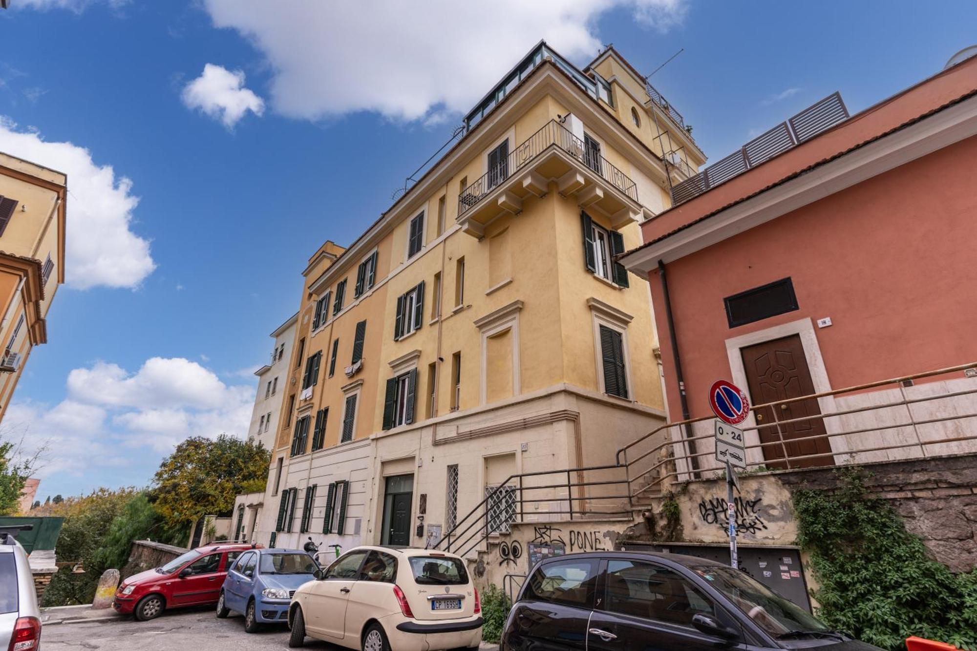 Lägenhet Terrazza Ippocrate *